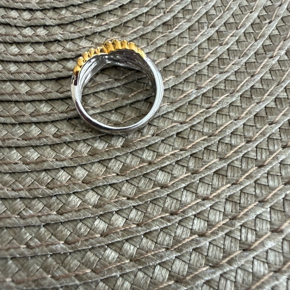 Stamped EDCO Ring Size 7.75 - Picture 3 of 3